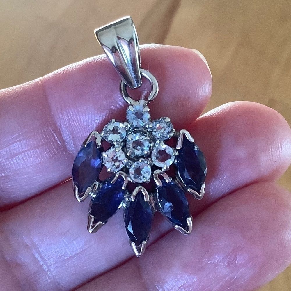 NWOT sterling SILVER TANZANITE/BLUE TOPAZ FLORAL PENDANT - Picture 6 of 11